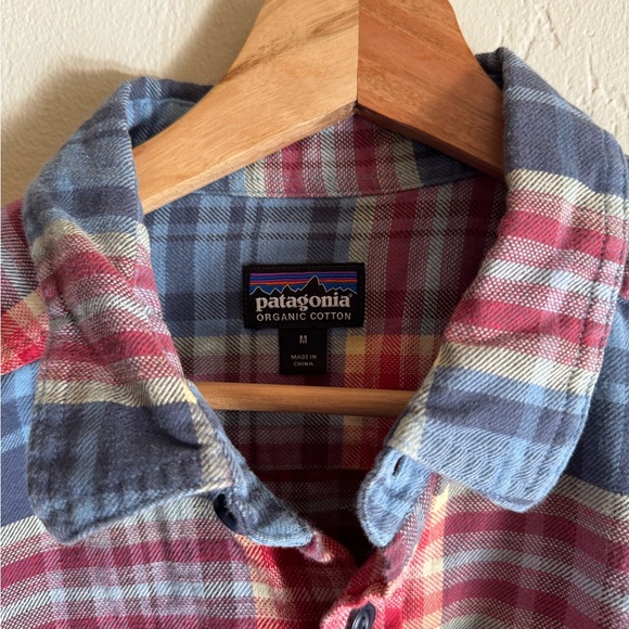 Men’s Patagonia Flannel Button-down Shirt - Size M - Picture 2 of 4